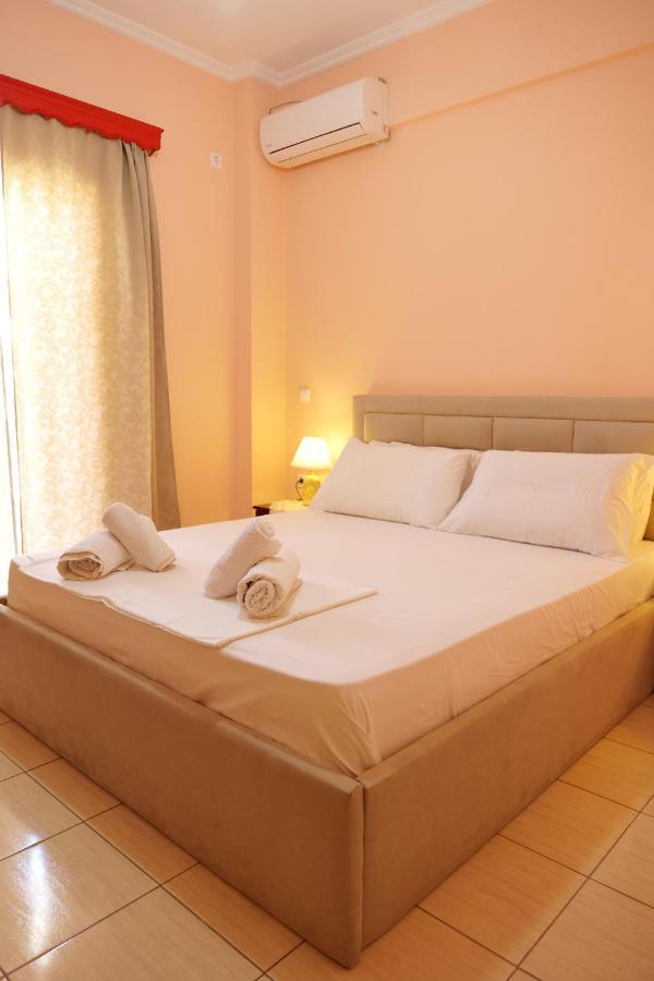 Miracle Apartments Saranda Exterior photo